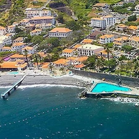 Rising Sun House Santa Cruz (Madeira)